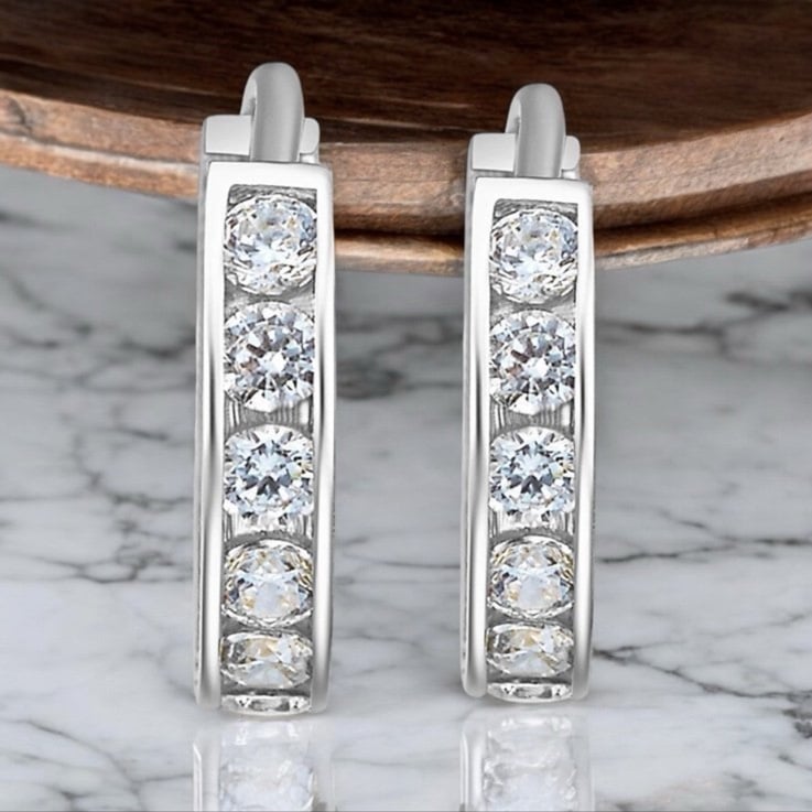 NEW! Perfect gift! Solid 14K White Gold Diamond huggie hoop earrings Small Hoops