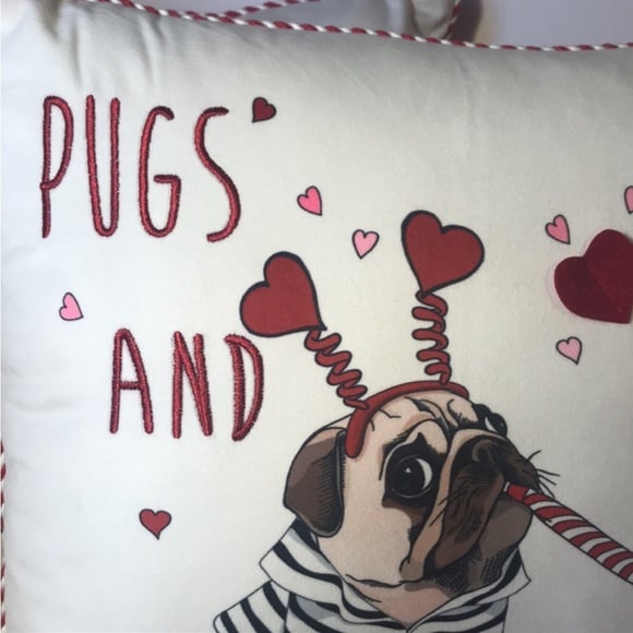 Pillows set of 2 Pugs and Kisses Valentine’s NEW Hearts