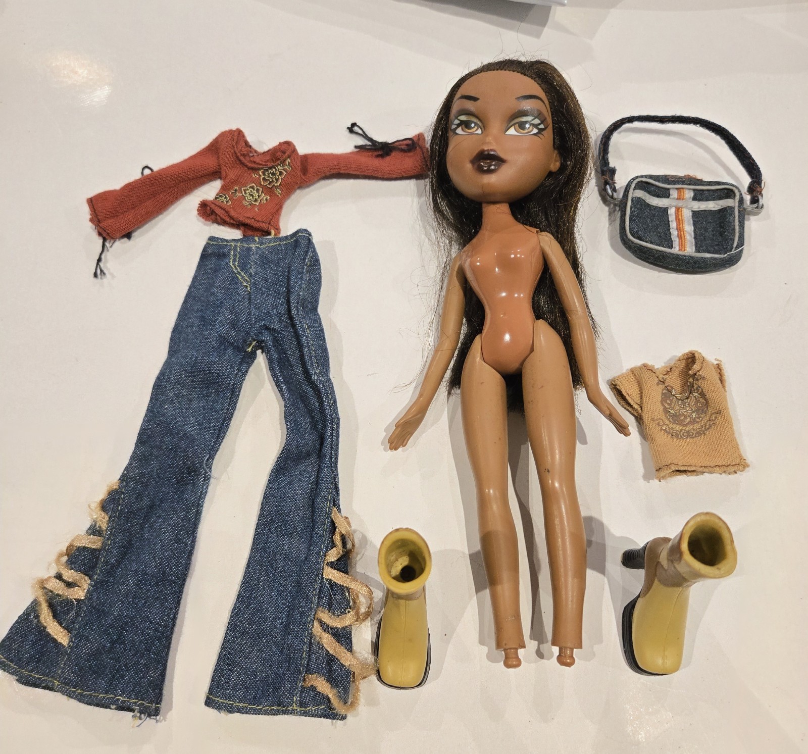 Bratz 2001 Sasha Vintage Doll and clothes