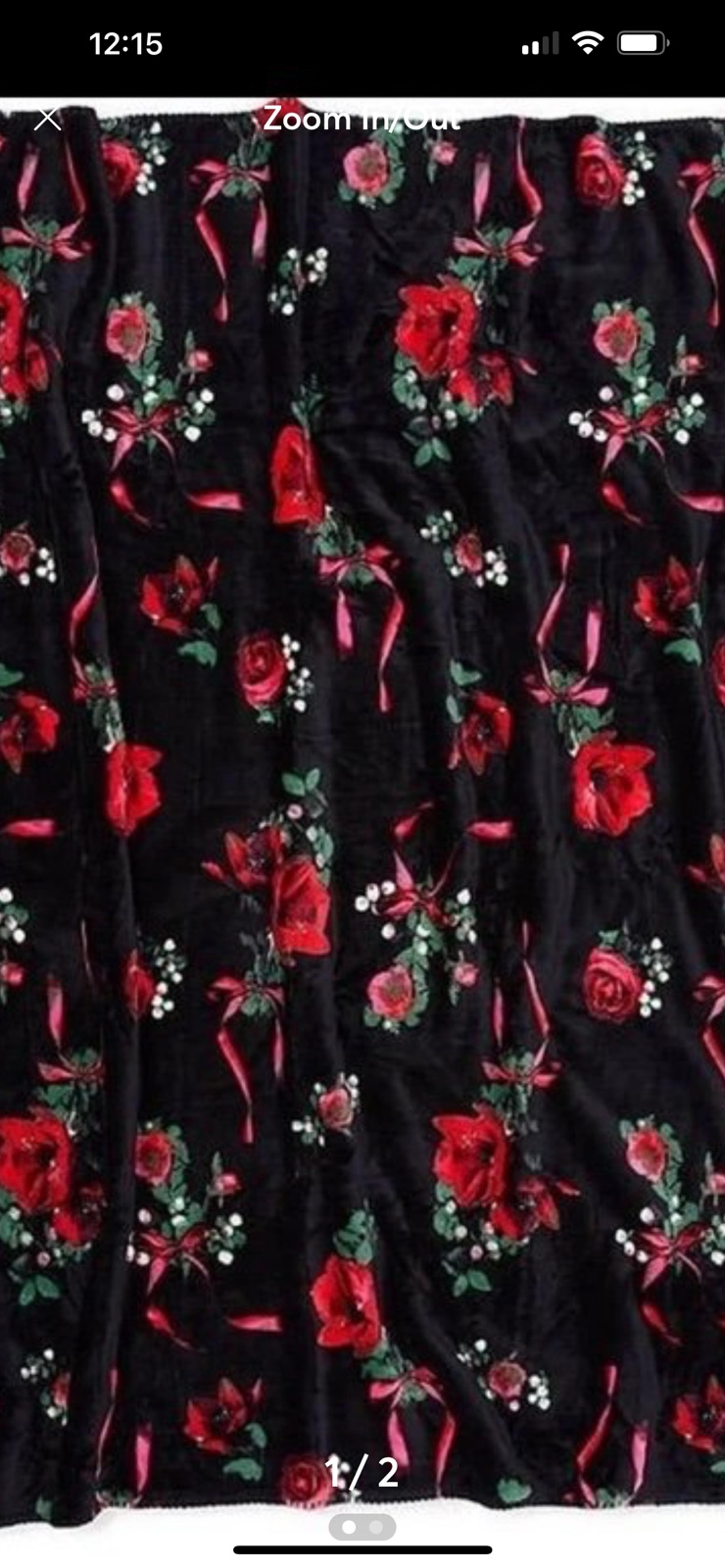 New VS Sherpa floral blanket 50x60