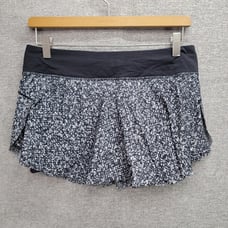 LULULEMON QUICK PACE SKIRT, SIZE 8