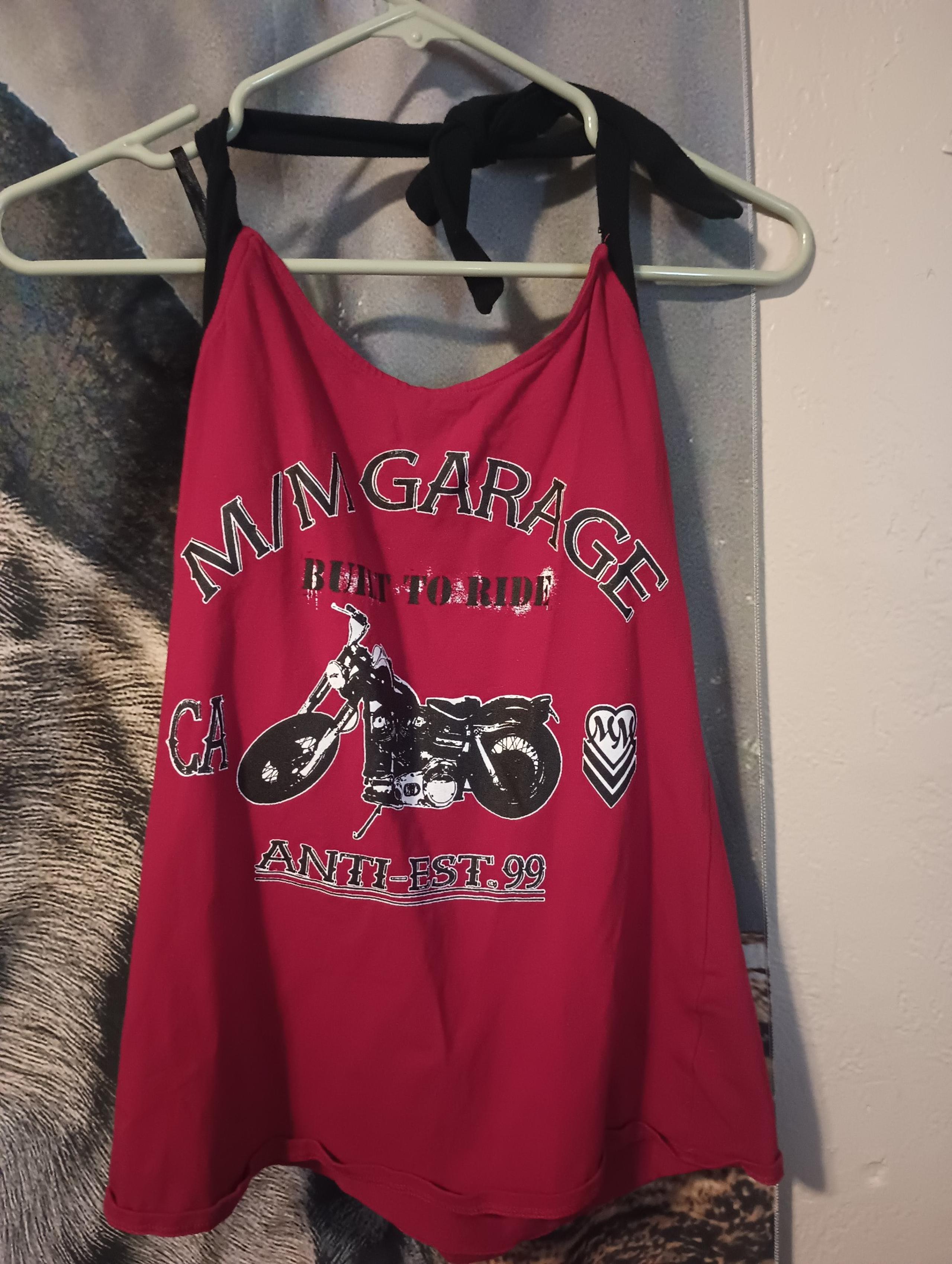METAL MULISHA HALTER TOP