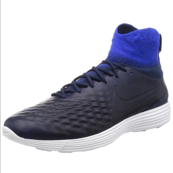 NIKE Lunar Magista II Flyknit Shoes