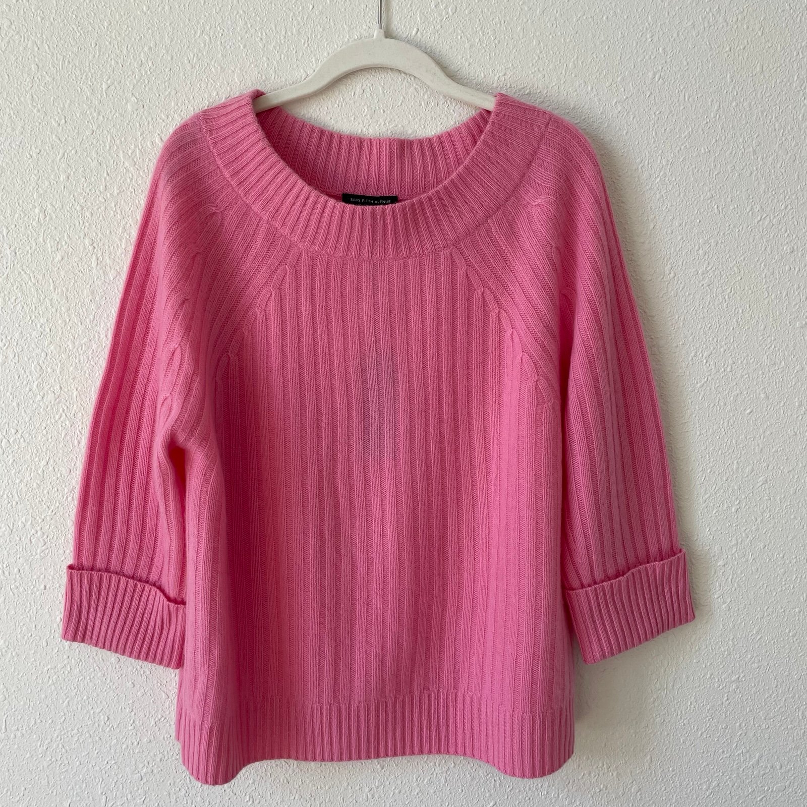 Saks Fifth Avenue 100% Cashmere Boatneck Sweater Rosebud Pink Size Large Luxury