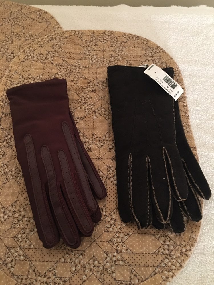 Womens Genuine Italian Suede Leather Gloves Size 8 NWT Plus Bonus Pair