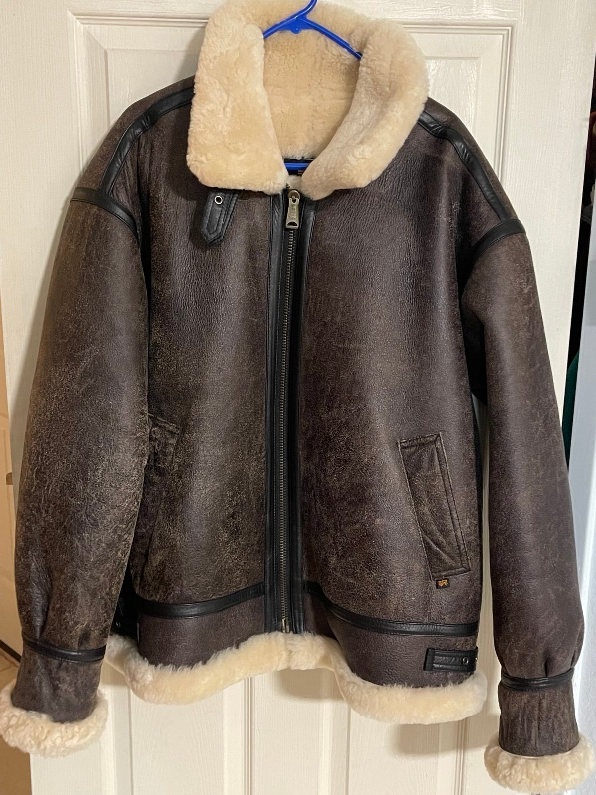 Alpha Industries B-3 Shearling Lambhide jacket men’s size xl Vintage