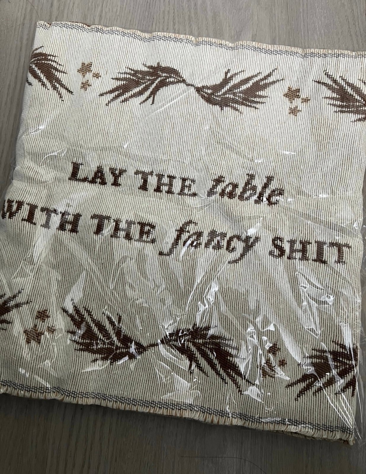 TAYLOR SWIFT EVERMORE TABLE RUNNER “LAY THE TABLE WITH THE FANCY S?!” NEW