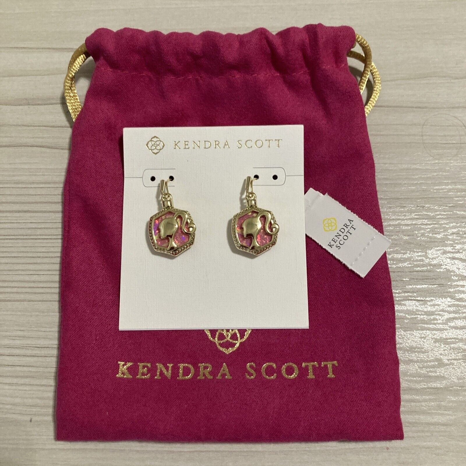 Barbie x Kendra Scott Pink Iridescent Glitter Glass Gold Drop Earrings NWT