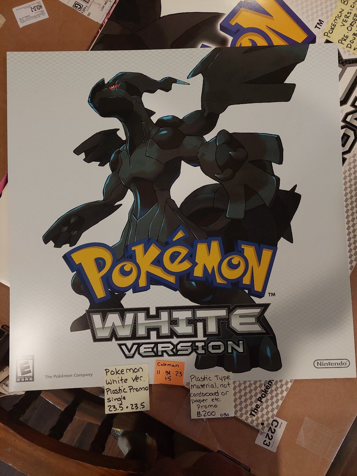 Pokemon White Version Plastic Type Promo Item Free Shipping