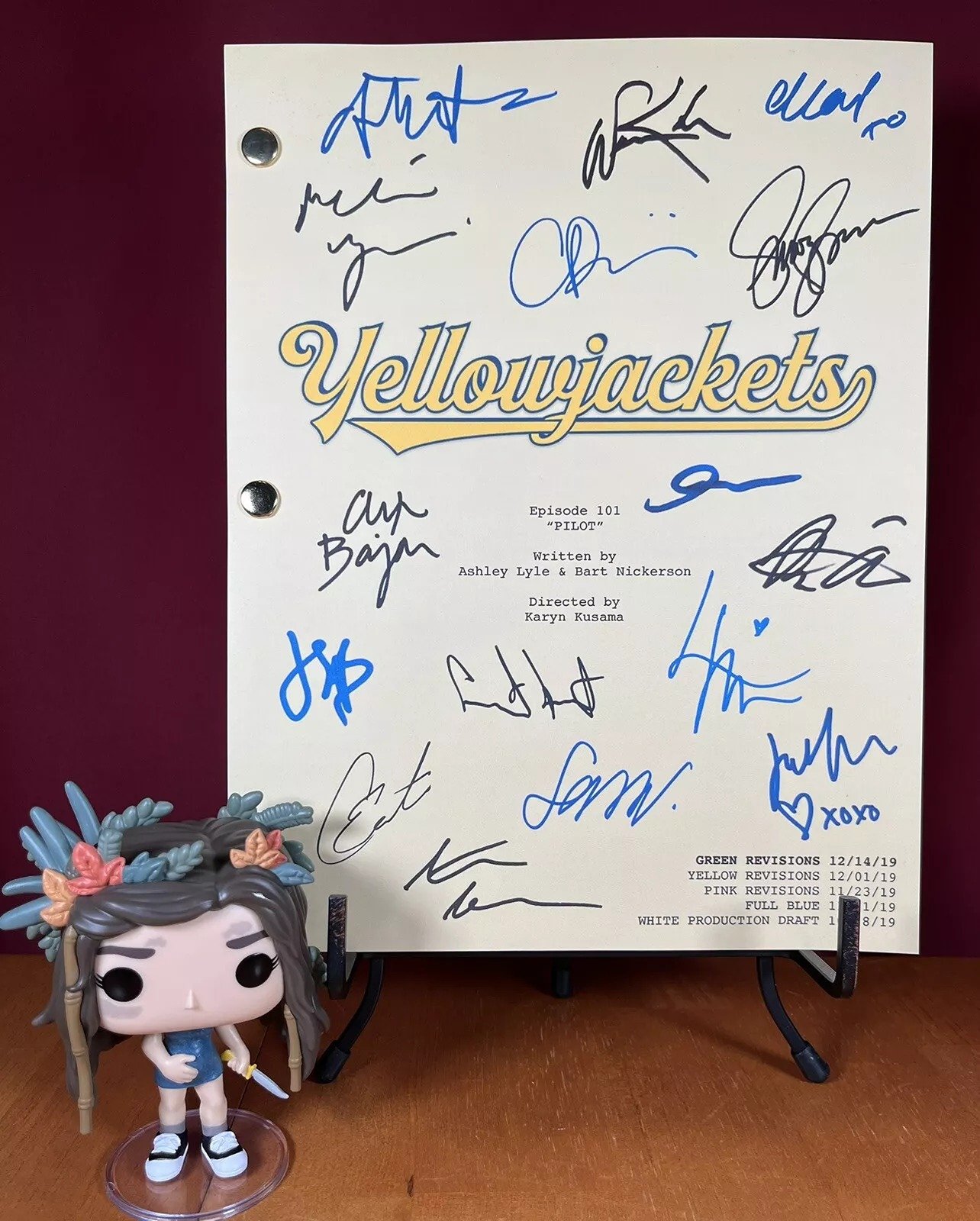 Yellowjackets Pilot Script Cast-Signed - Autograph Reprints - 81 Pages