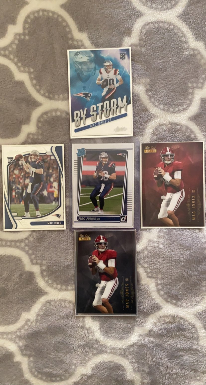 Mac Jones rookies donruss / absolute Red chase pack