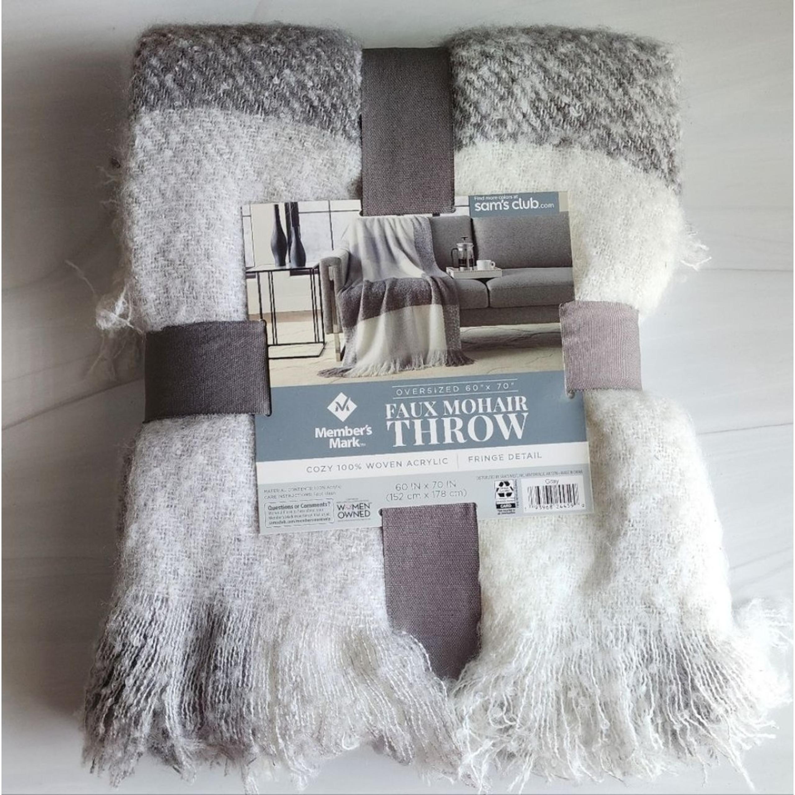 Member’s Mark Oversized 60x70 Faux Mohair Gray White Throw NEW