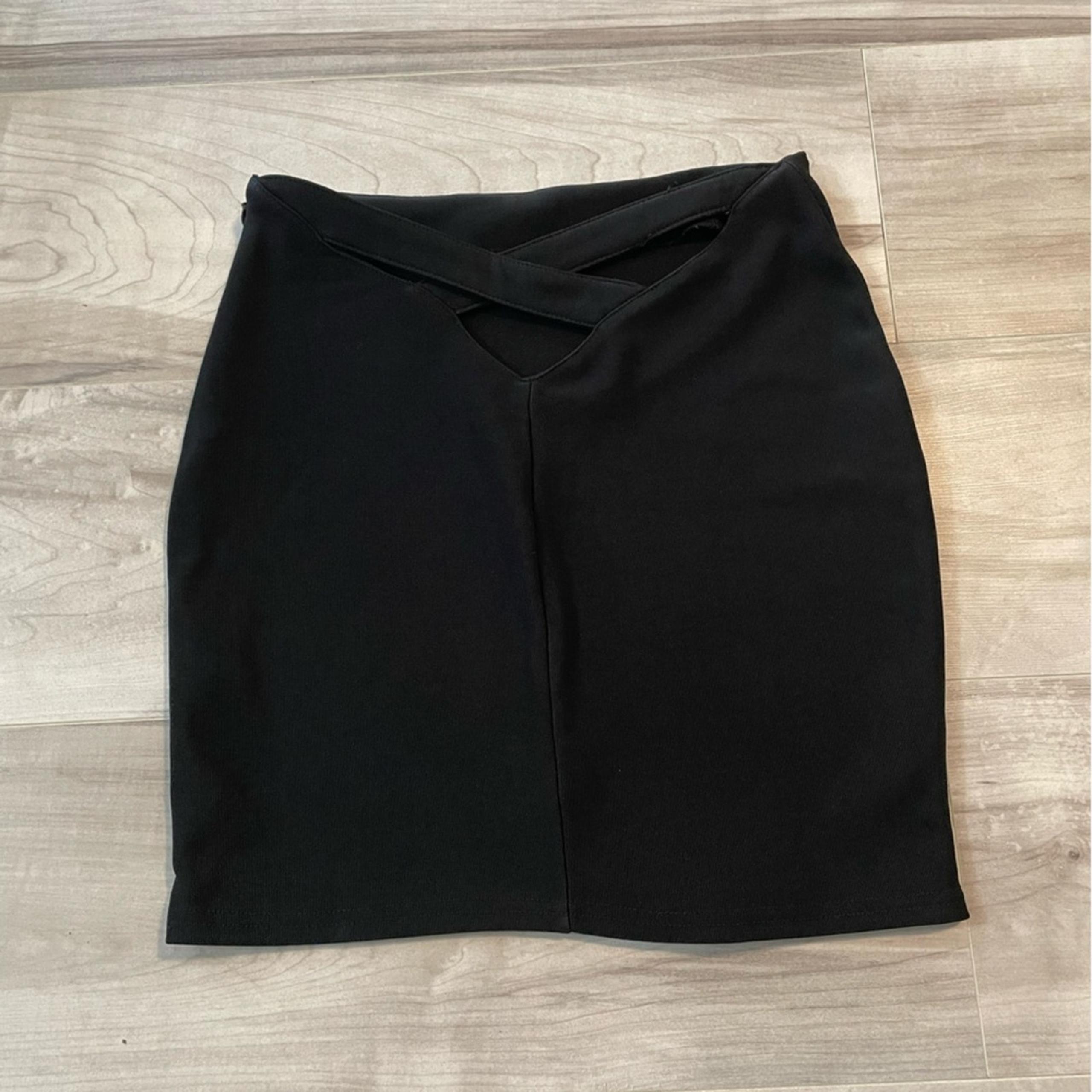 TOBI Black Bodycon Style Mini Skirt With Crisscross Cut Out Detail- Size Small