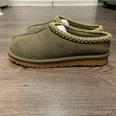 ugg tasman slippers size 6