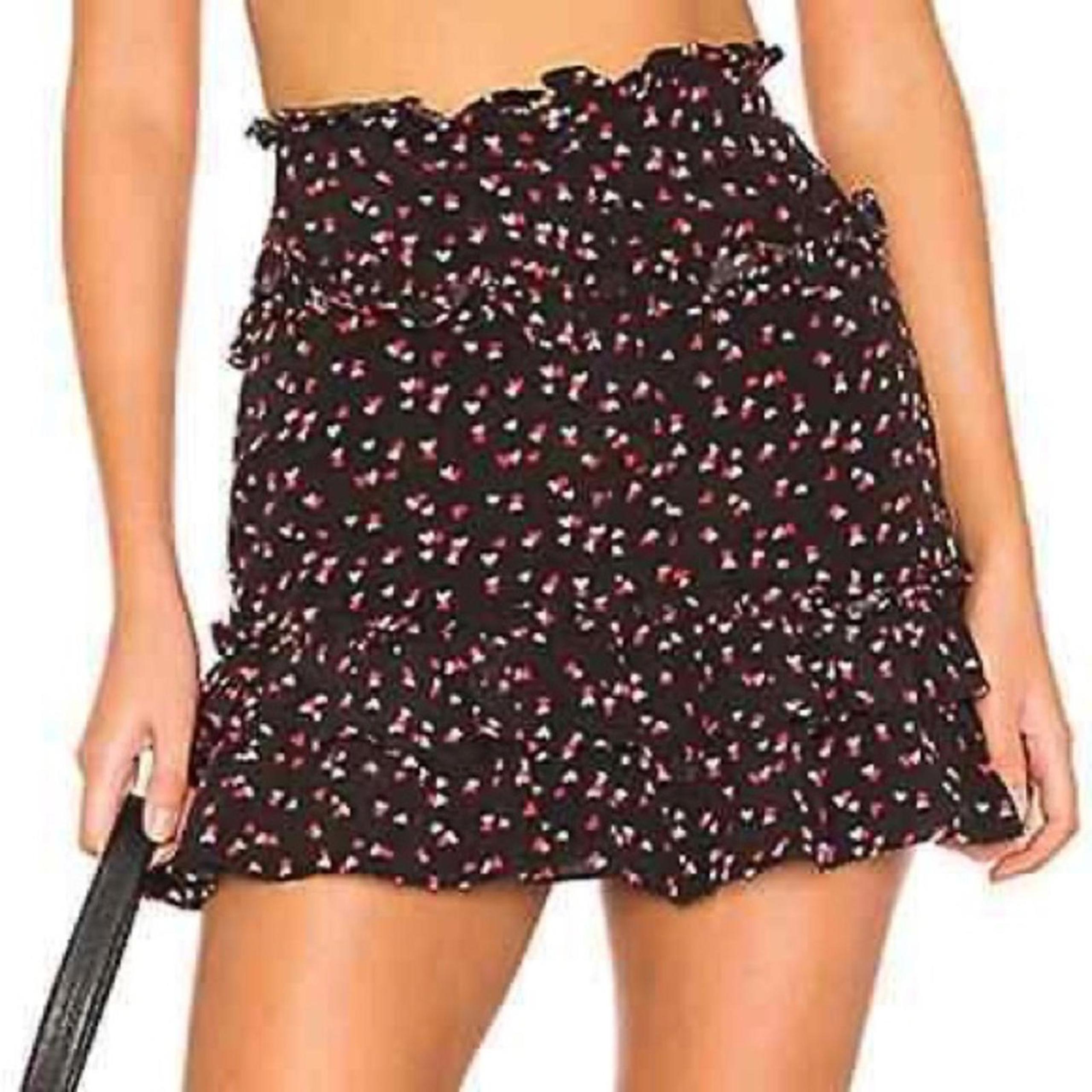 Lovers + Friends l Nova Ruffle Heart Mini Skirt Small