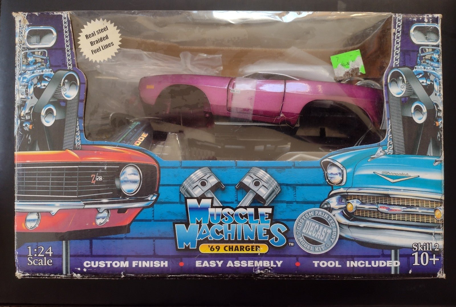 Muscle Machines - 1969 Charger - 1:24 Scale