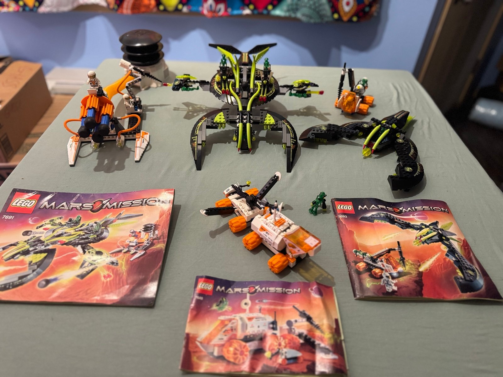 Lego Mars Mission : Sets 7691, 7648, 7693, 100% Complete w/ Instruction Manuals