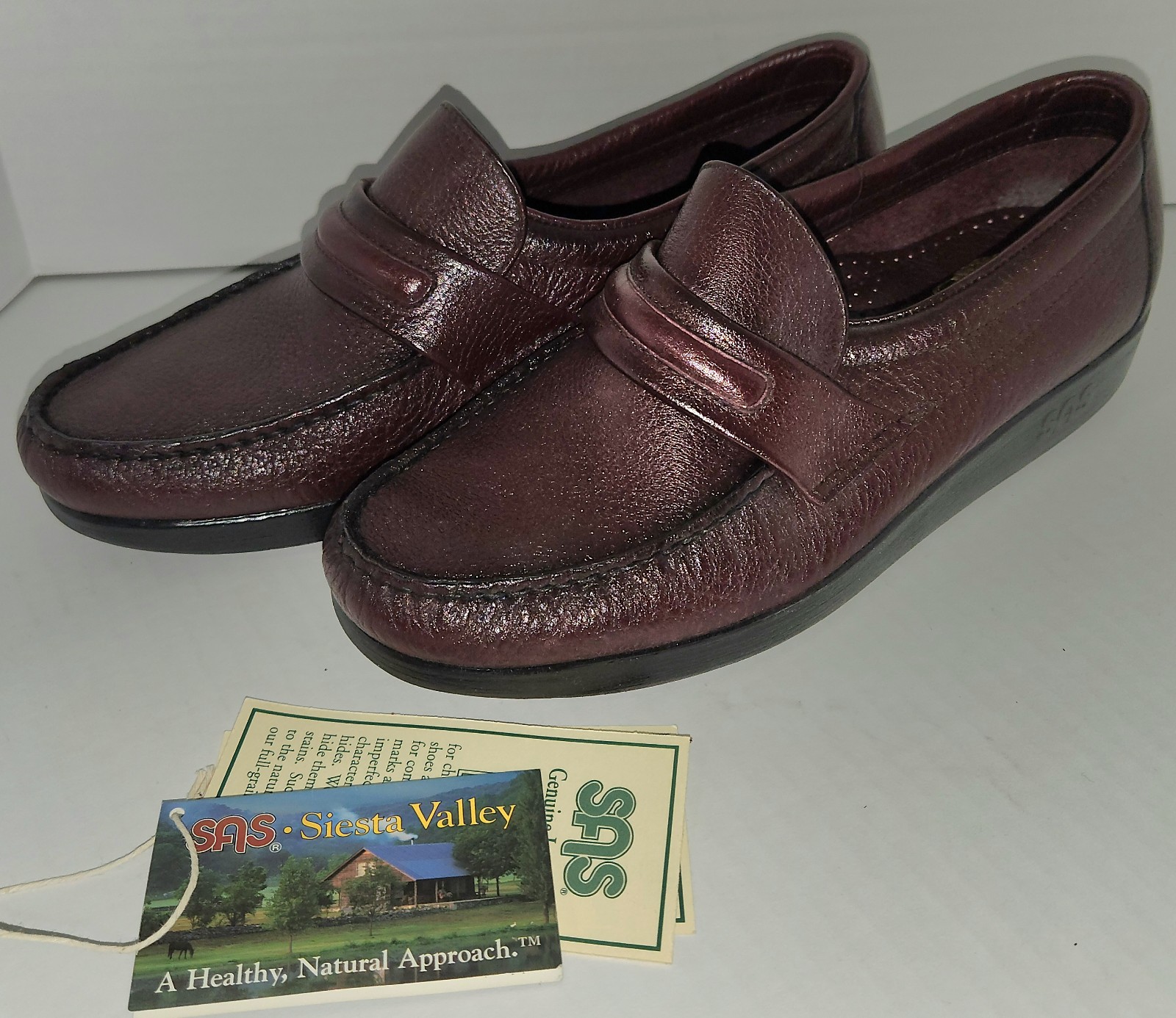 NEW! Men’s SAS Alamo Leather Slip-On Loafers Cordovan Size 10 USA Made