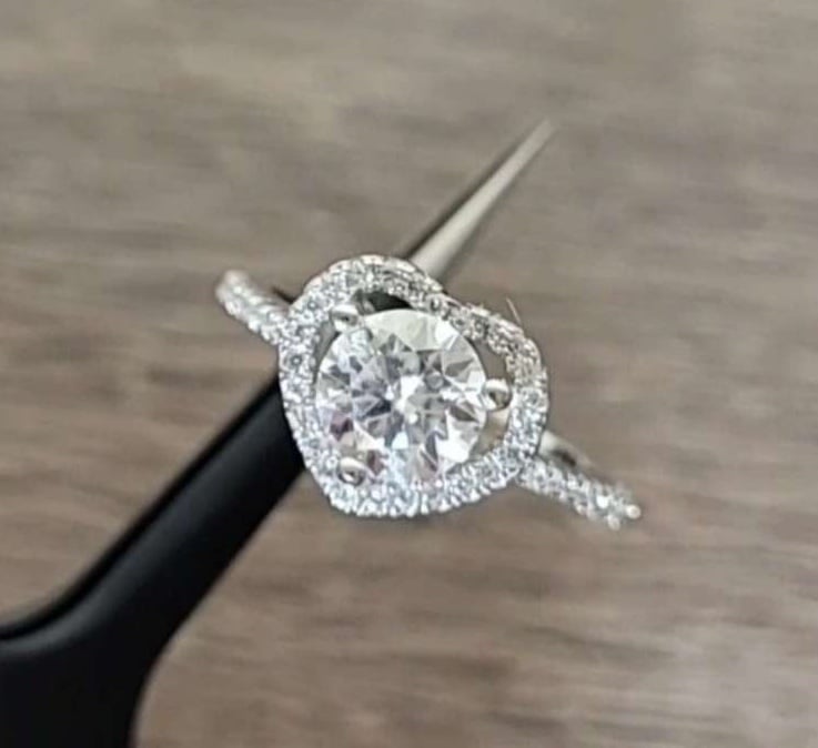 *sale 2CT Oval Cut Moissanite heart shaped engagement ring size 4,5,6,7,8,9