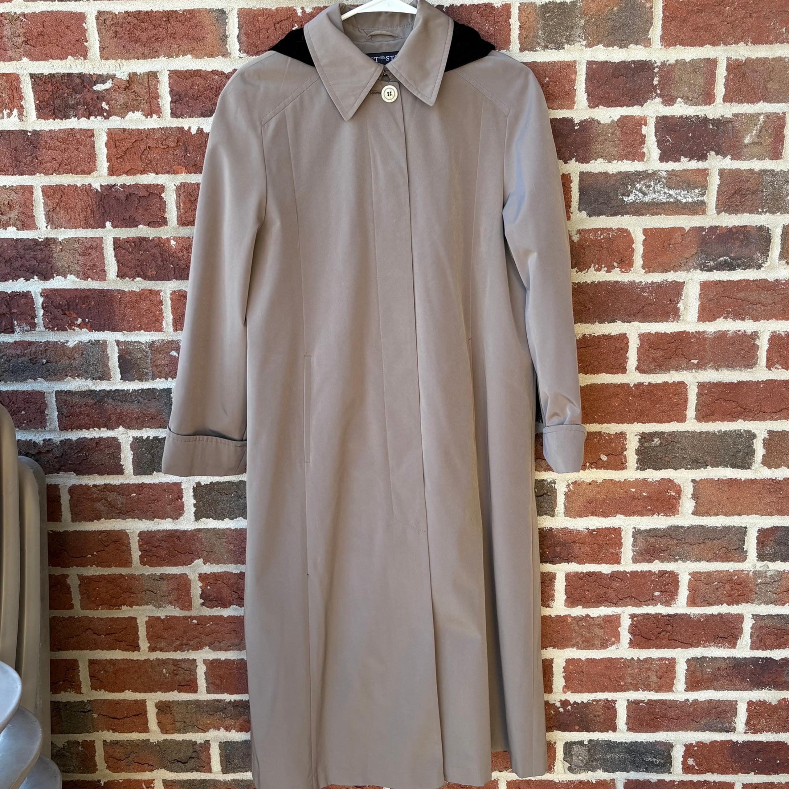 Fleet Street Women’s Long Trench Coat Size 8P