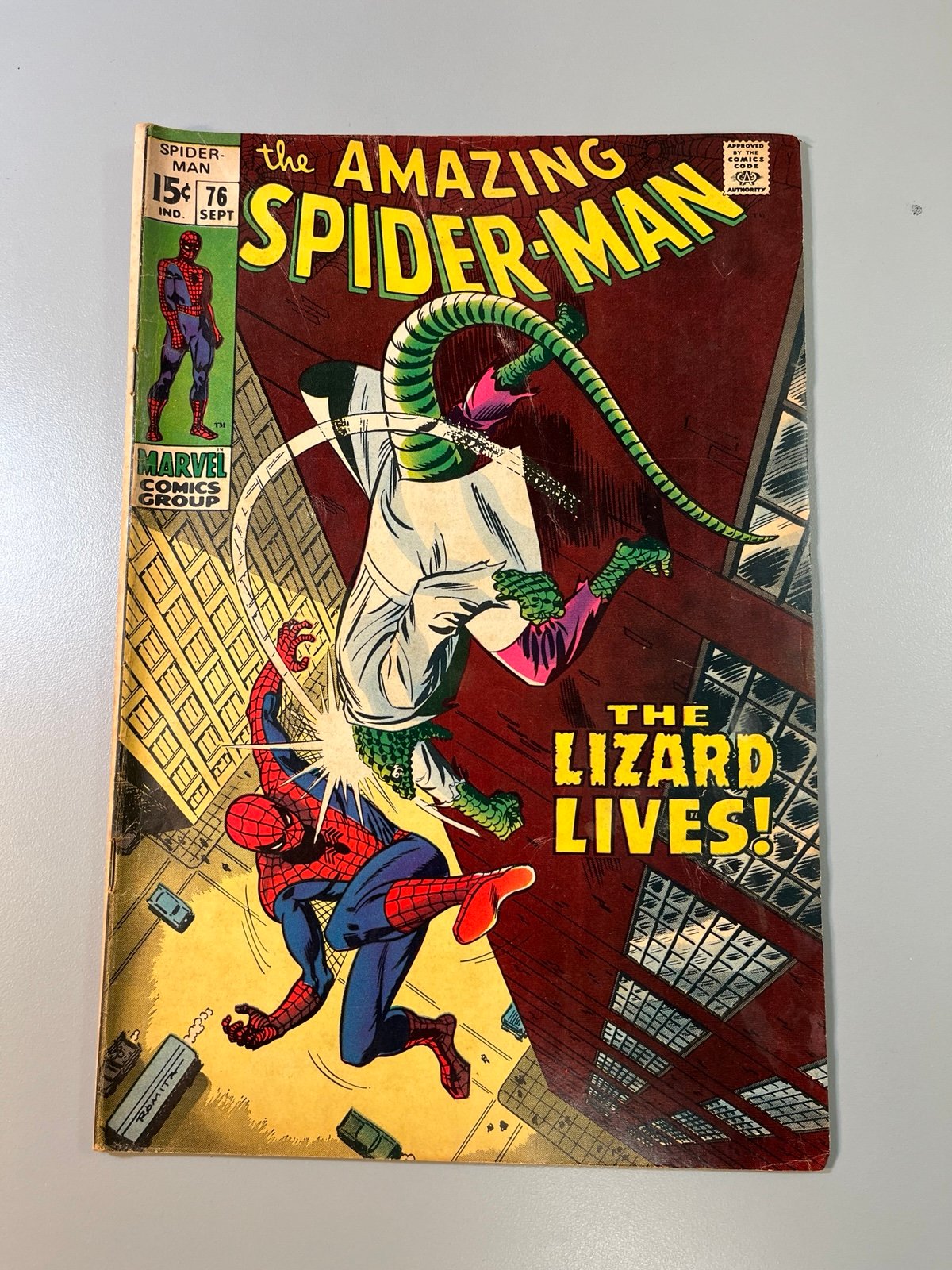 AMAZING SPIDER-MAN #76 (1969) The Lizard Lives! John Buscema **FN- 5.5 range**