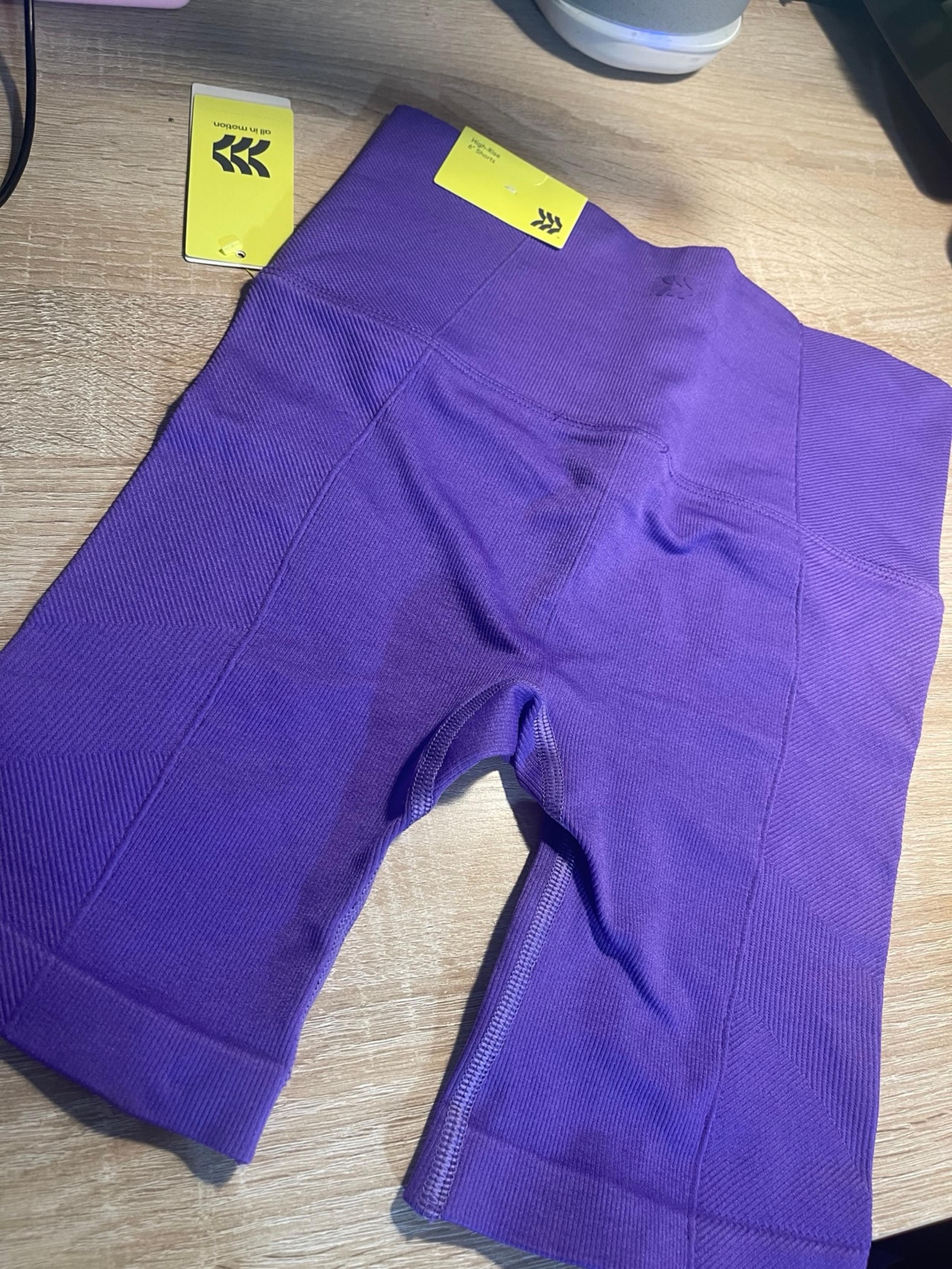 All in Motion Women's Size Med. Seamless High Rise 6’ Rib Bike Shorts Purple (A)