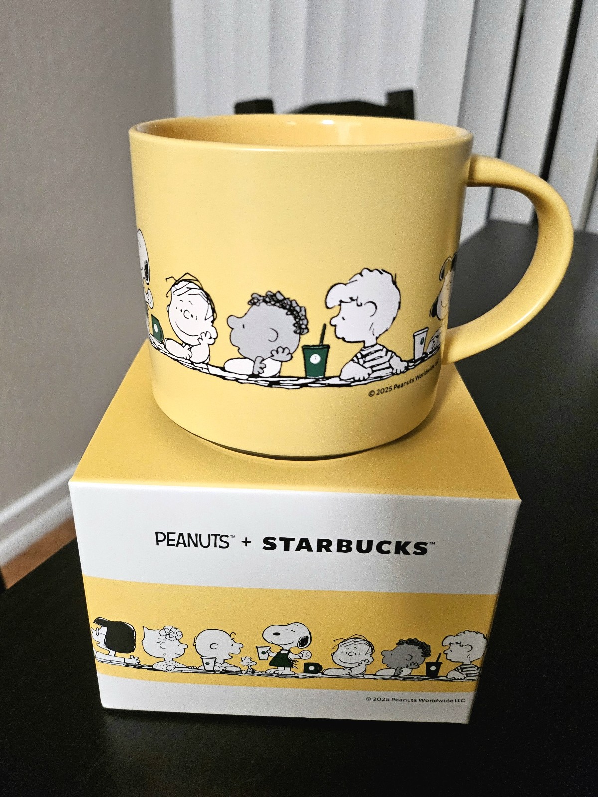 Peanuts x starbucks mug