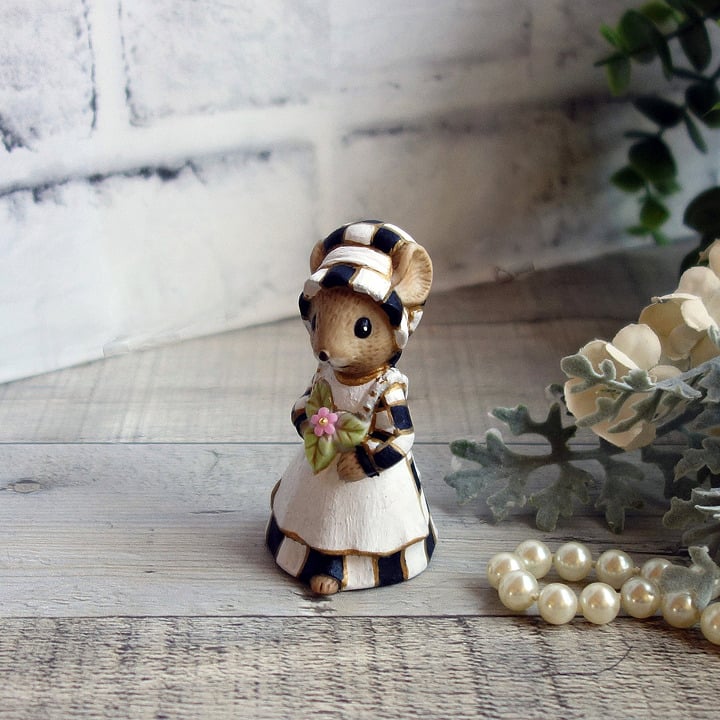 Courtly Figurine Country Mouse Whimsy Check Décor Black and White Check Figurine
