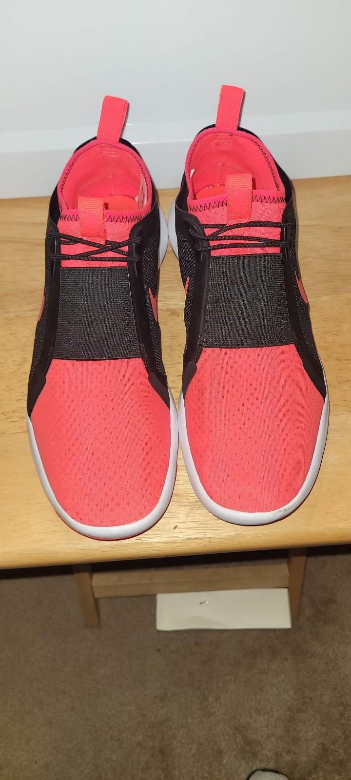 NIKE CURRENT SLIP ON Men – Bright Crimson/Bright Crimson-white men's 10.5