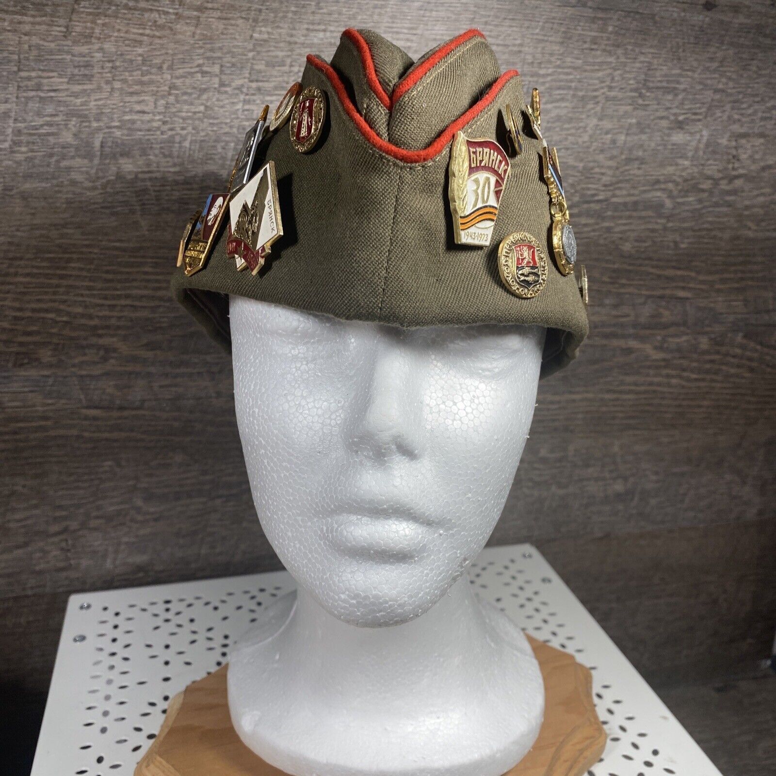 Soviet USSR Tank Commander's Garrison Cap with 44 Pins