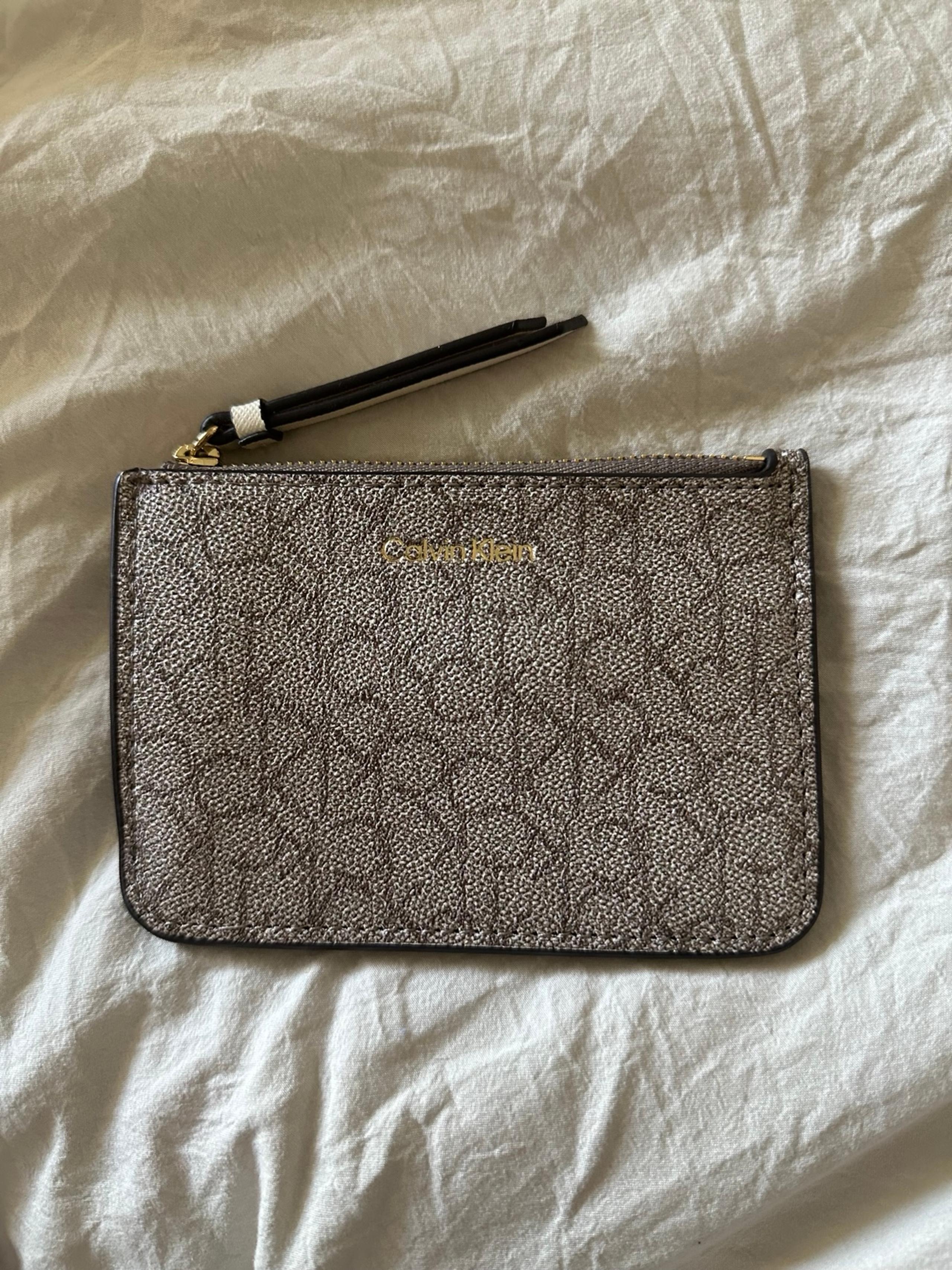 Calvin Klein Women's Small Wallet