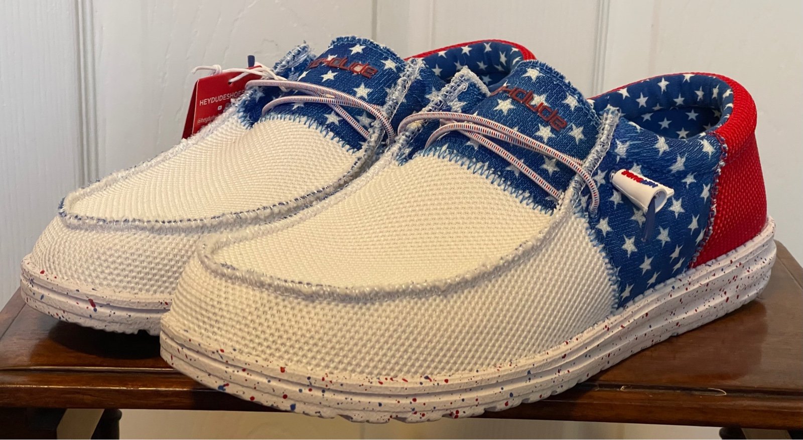 Hey Dude Wally Sox Tri Men's America Flag USA Patriotic Slip On Shoes SZ 8 NEW