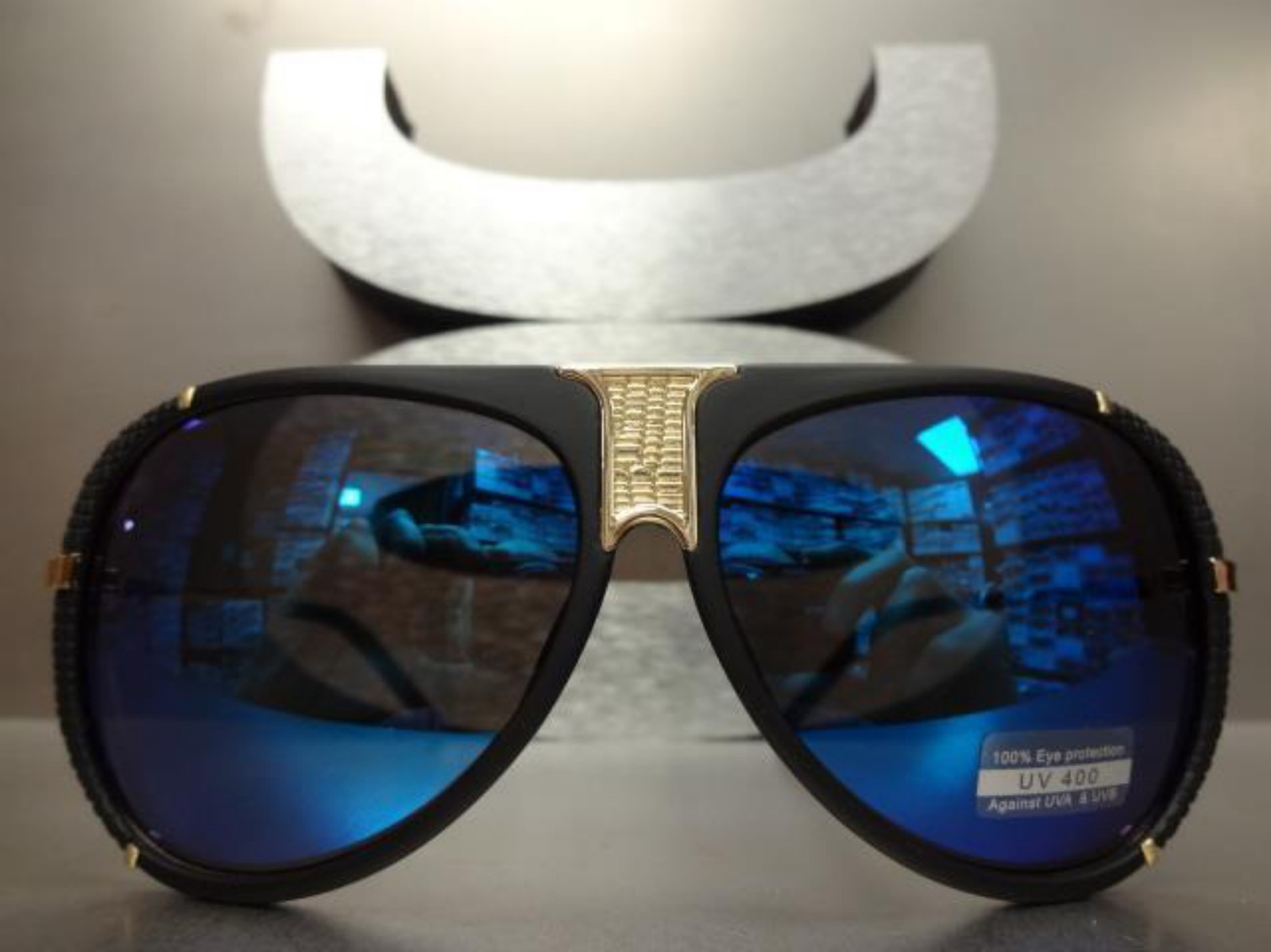 Classic Vintage Retro Luxury Style SUN GLASSES Unique Matte Black & Gold Frame