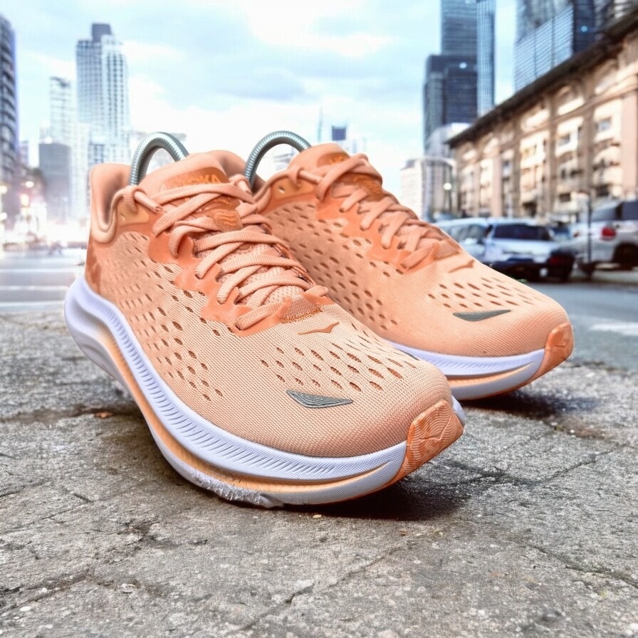 Hoka One One Woman's Kawana Light Orange Running Outdoor Shoes Size 9.5 B