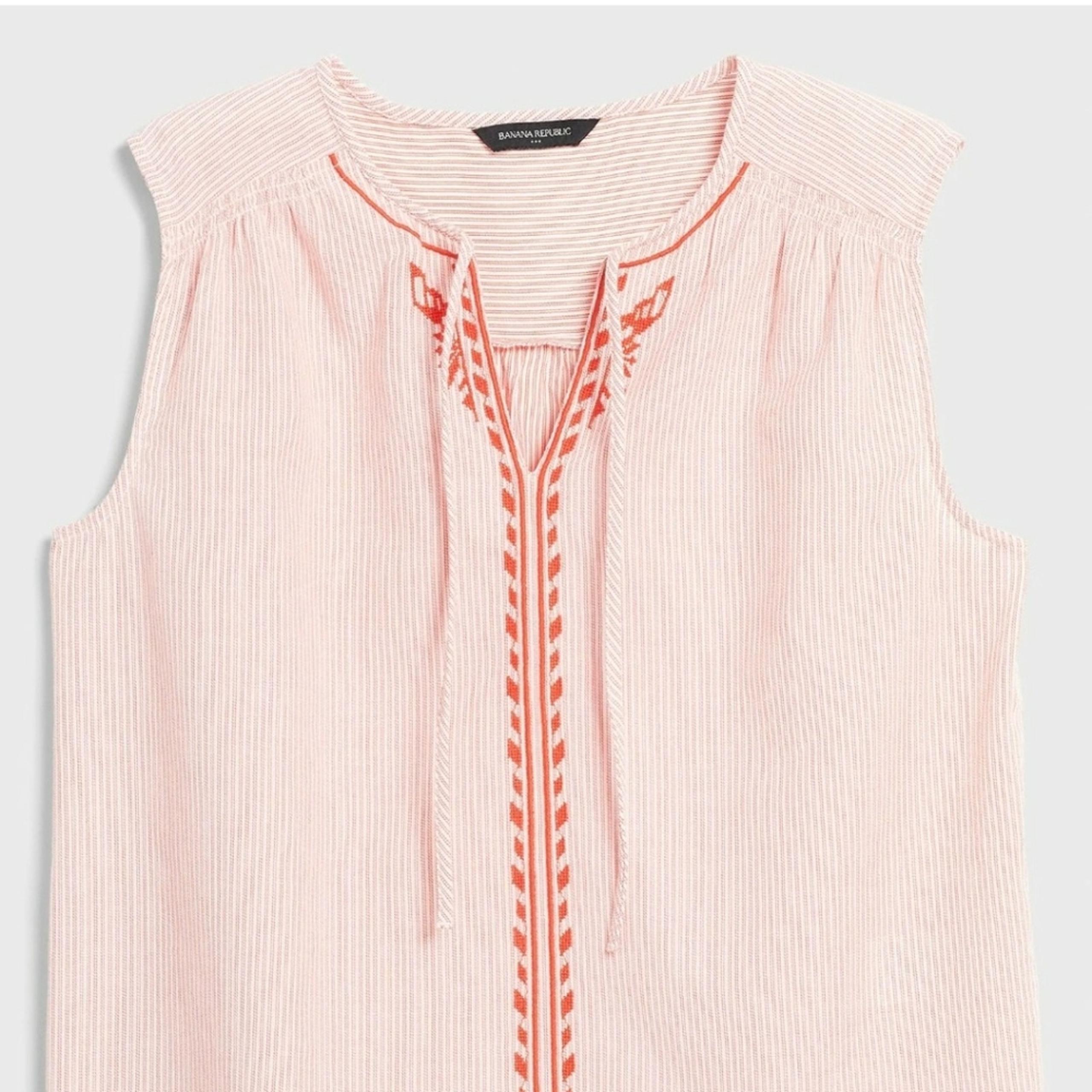 Banana republic women's Striped Tie-Neck Embroider
