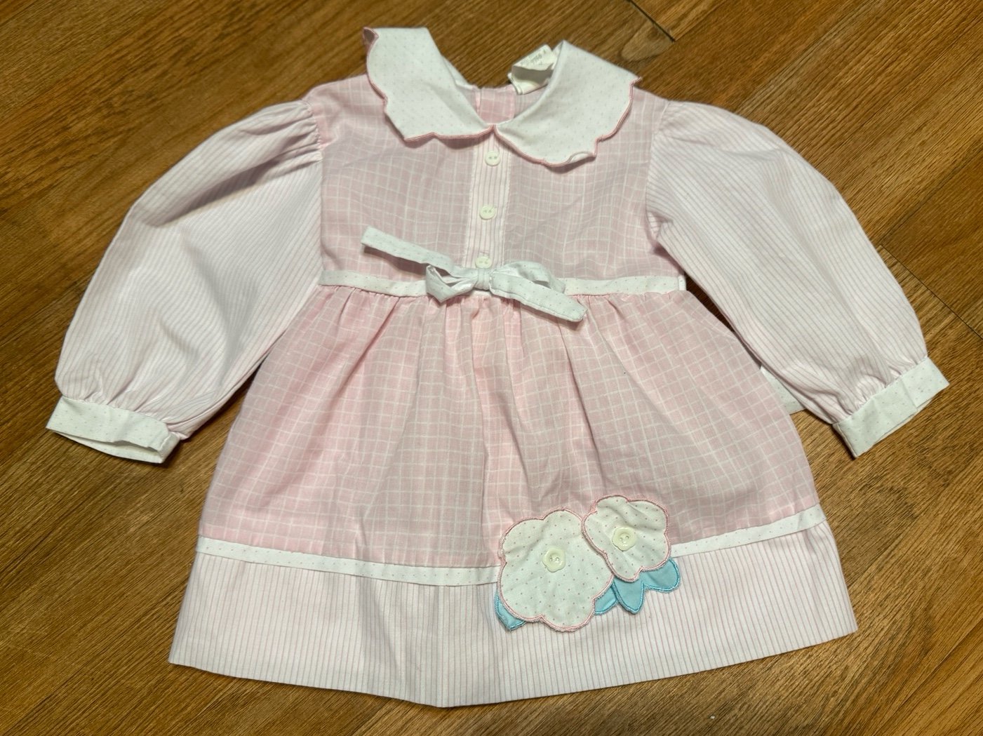 Vintage girl dress