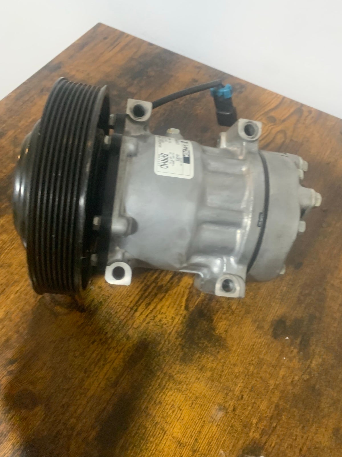 Sanden AC compressor model U 4326,