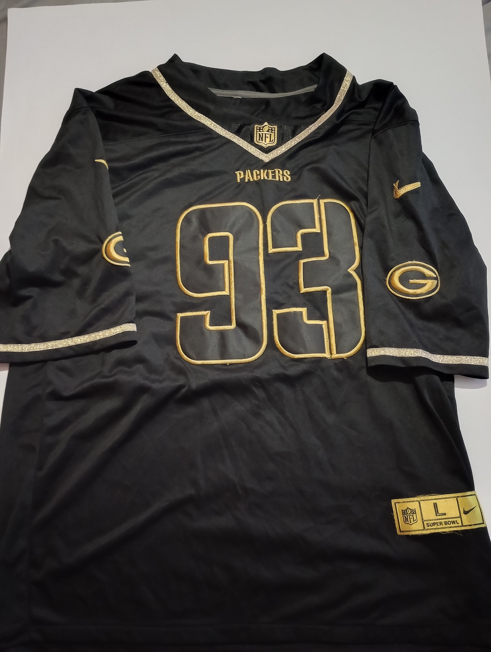 Packers Jersey number 93 missing tag seems to be size large to xl