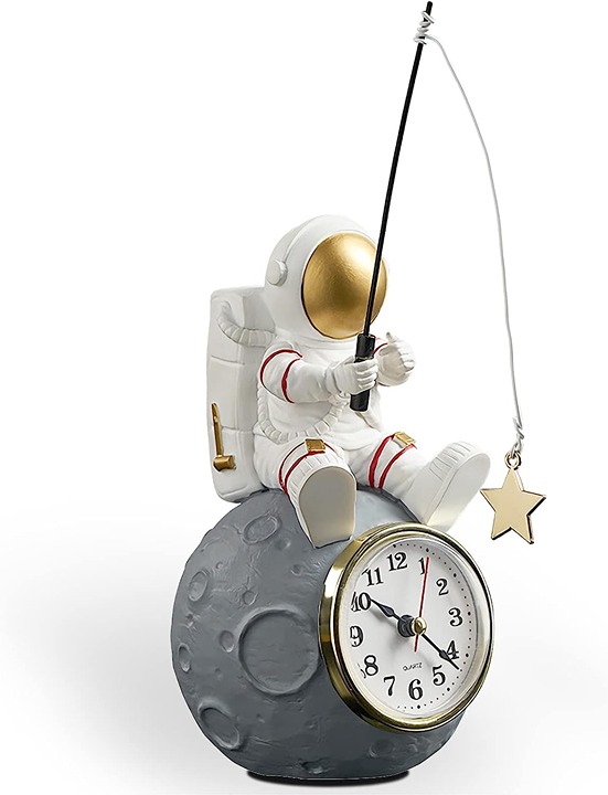 Astronaut Figure Clock for Desktop & Shelf, Battery Operated, Astronaut