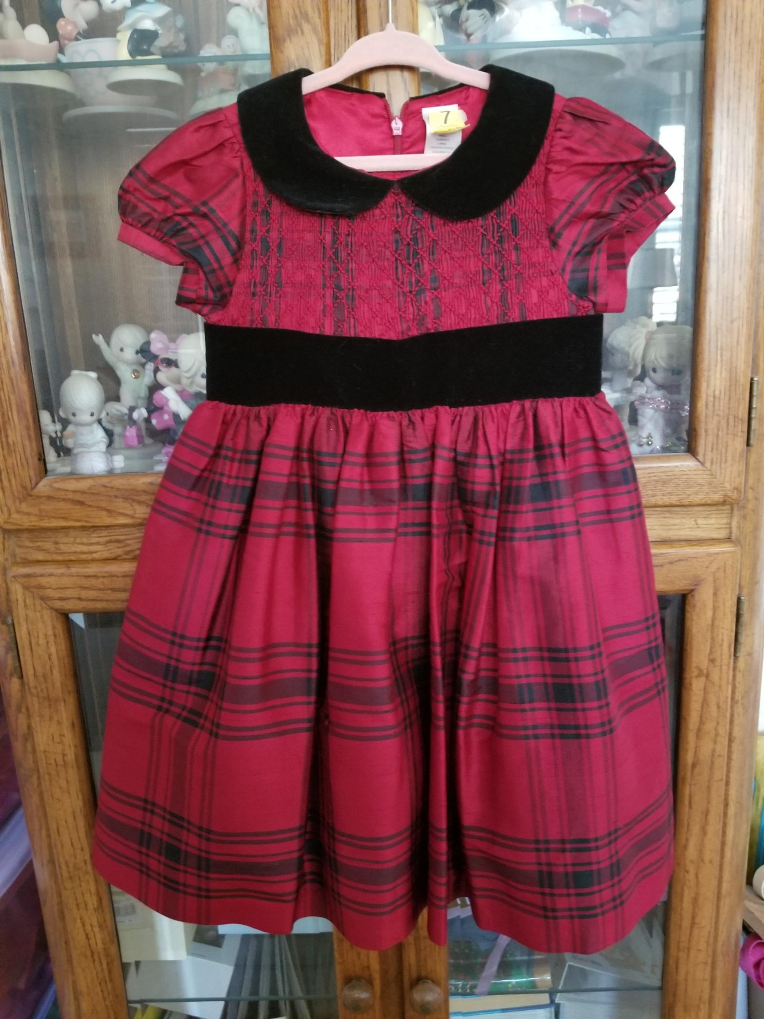 Vintage Very Gently Used Gymboree Girls Reddish & Black Plaid Short-Sleeve Dress