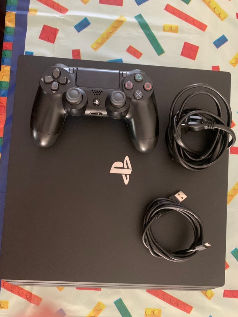 PlayStation 4 Pro Black 1 TB