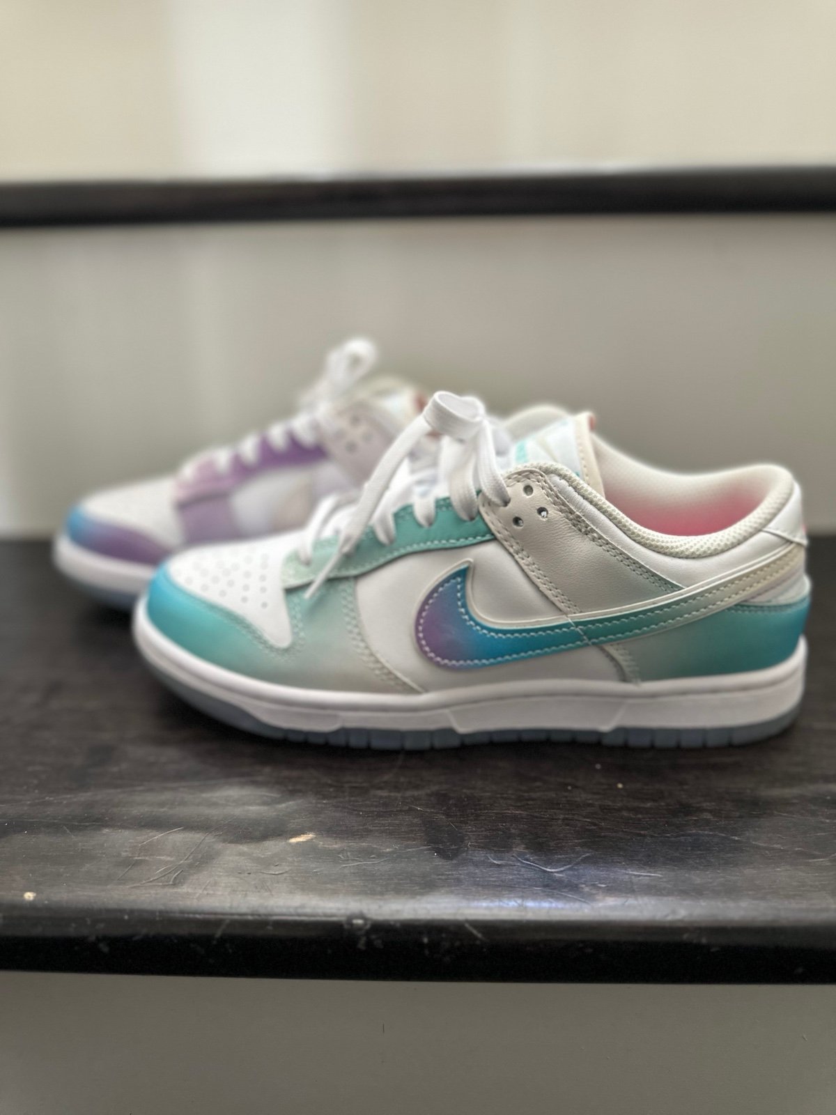 Nike dunks low women