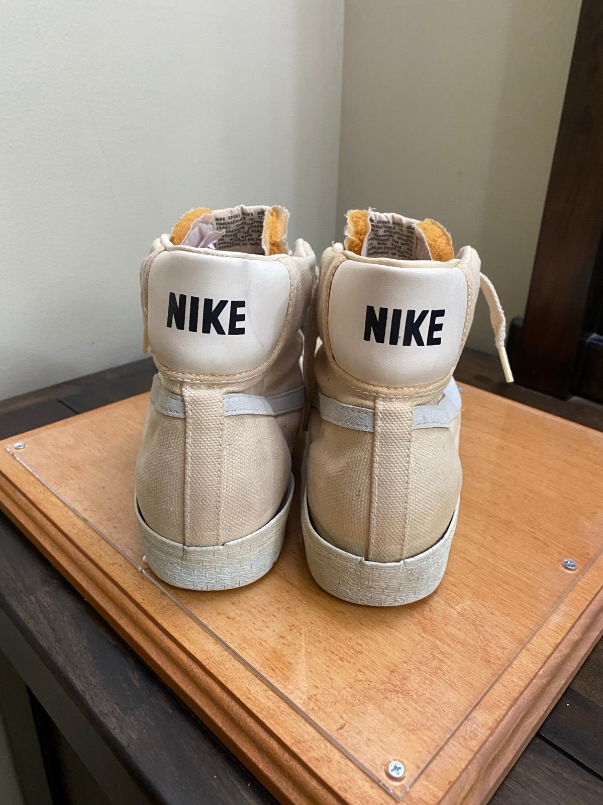Very rare 70s Nike Blazers comes with display case