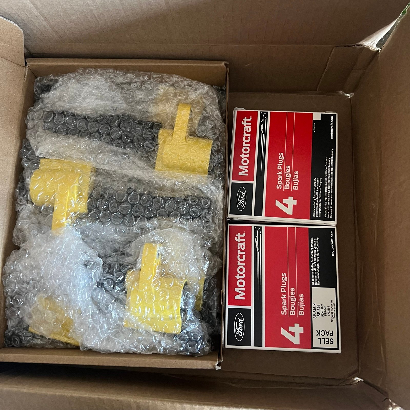 New ford motorcraft 8 spark plugs and 8 ignition coil