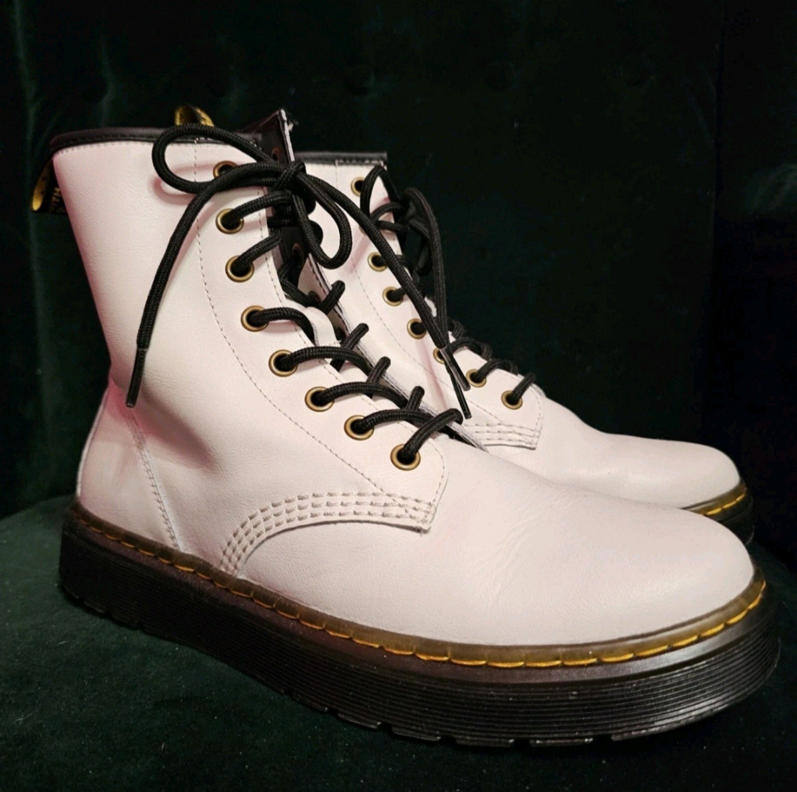 Dr. Martens • Zavala Combat Boots