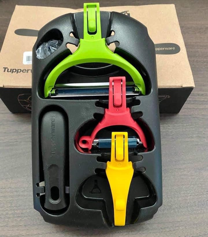 Tupperware detachable peelers