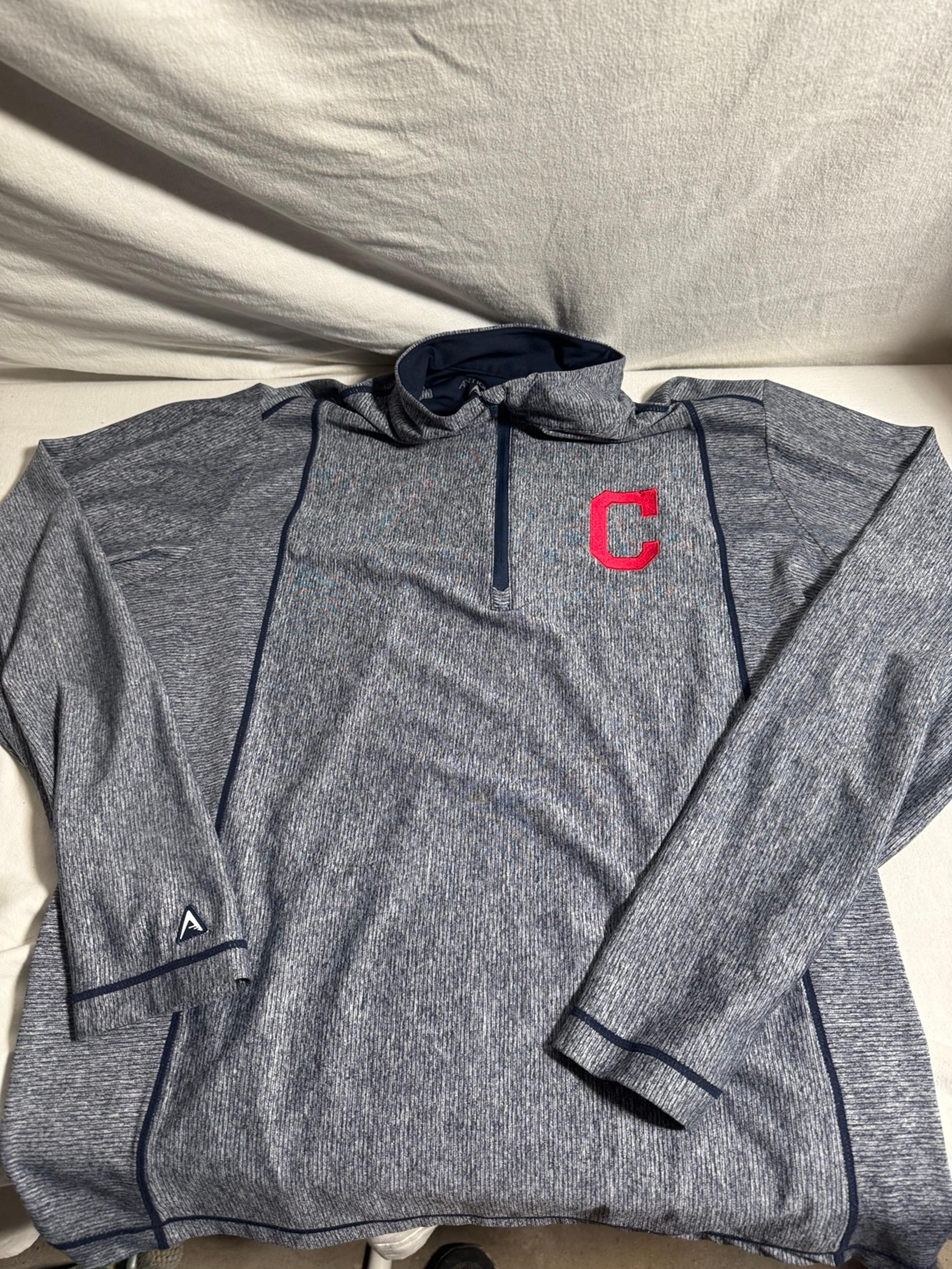 Antigua MLB Cleveland 3/4 zip Men’s size L