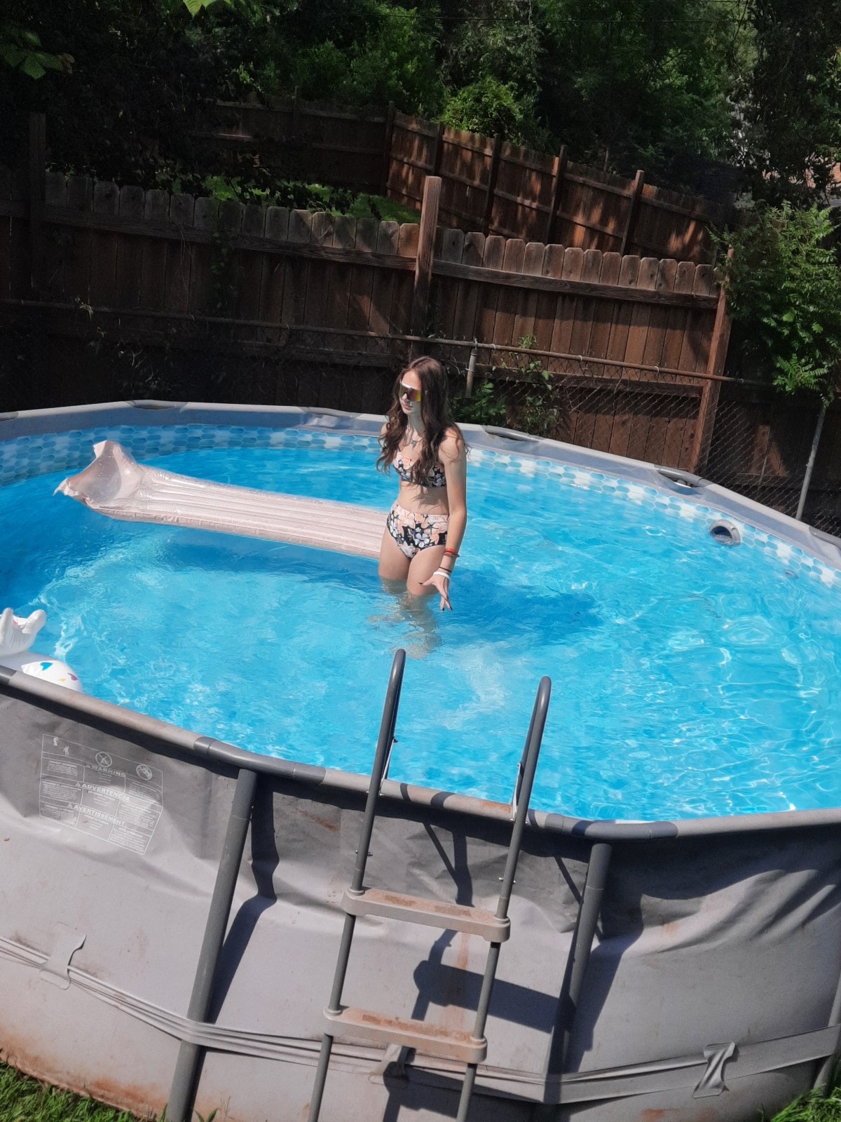 18ft Coleman Swimming Pool