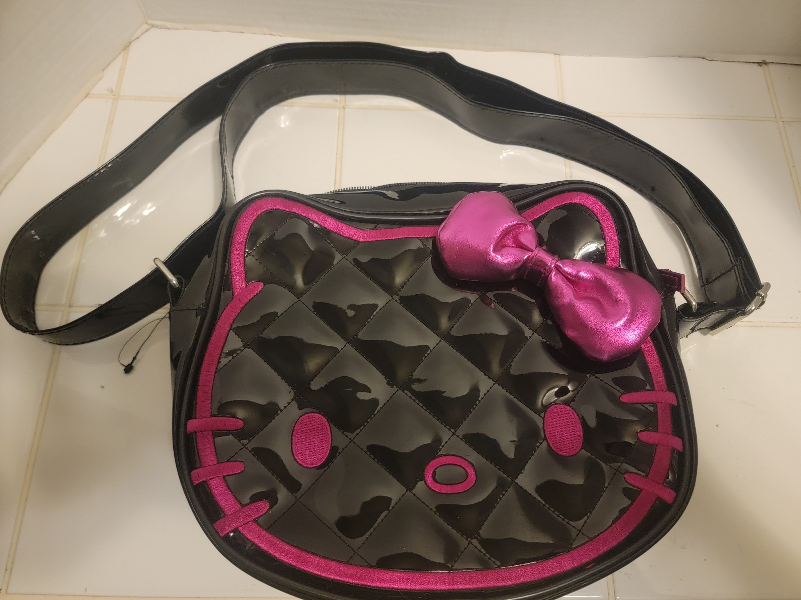 Sanrio Hello Kitty Black Quilted Vinyl Pink Embroidery Shoulder Purse Loungefly