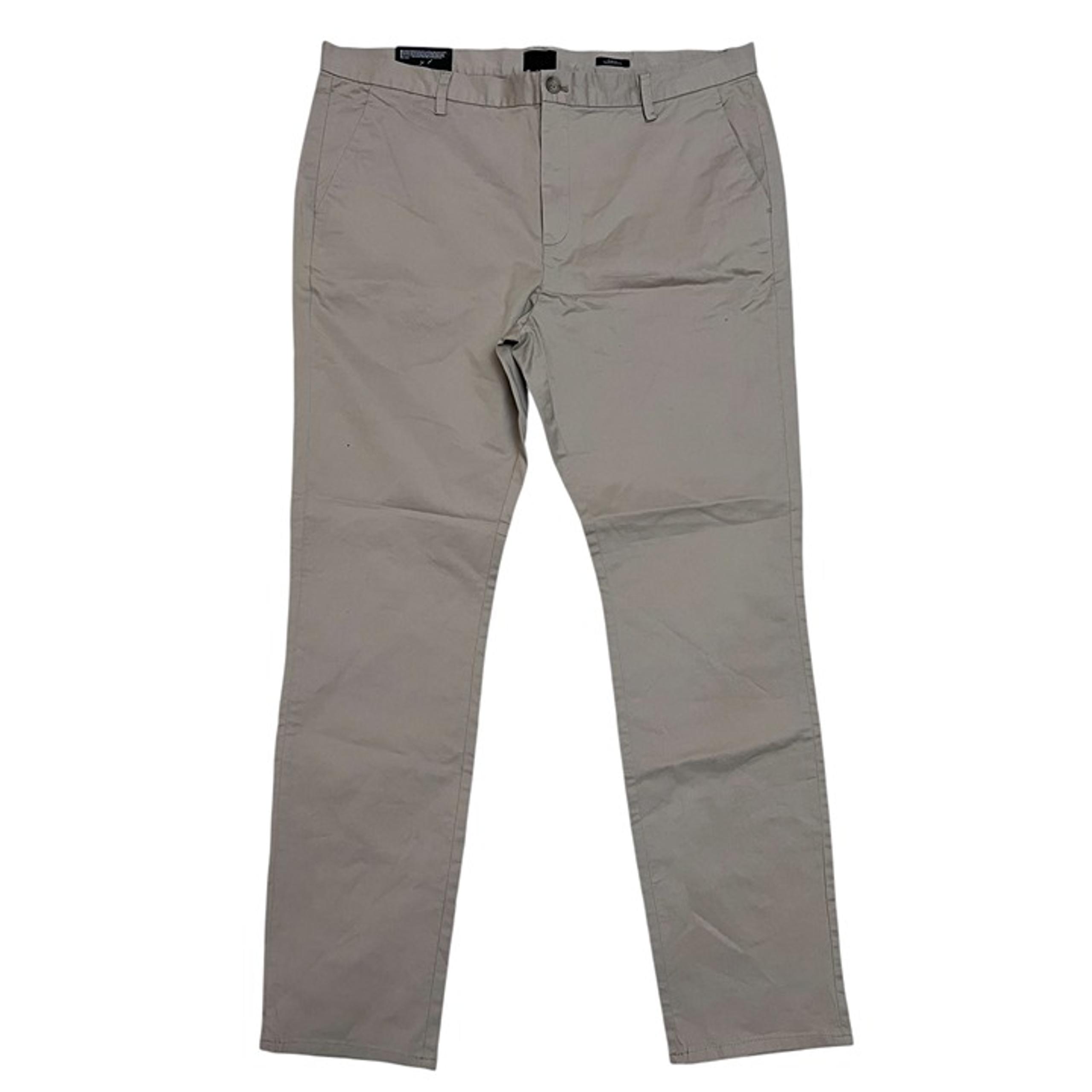 H & M Men's Size 40x32 Slim Fit Khaki Chino Pants NWT